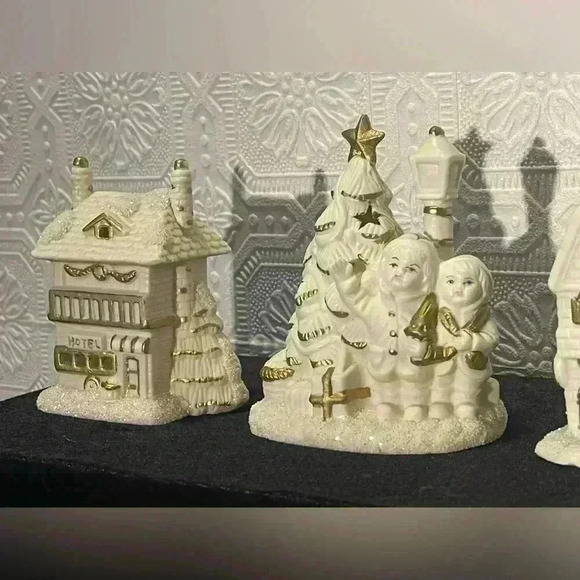 Vintage Porcelain Tealight Christmas Decor, White &  Gold, Holiday Christmas - Picture 3 of 12